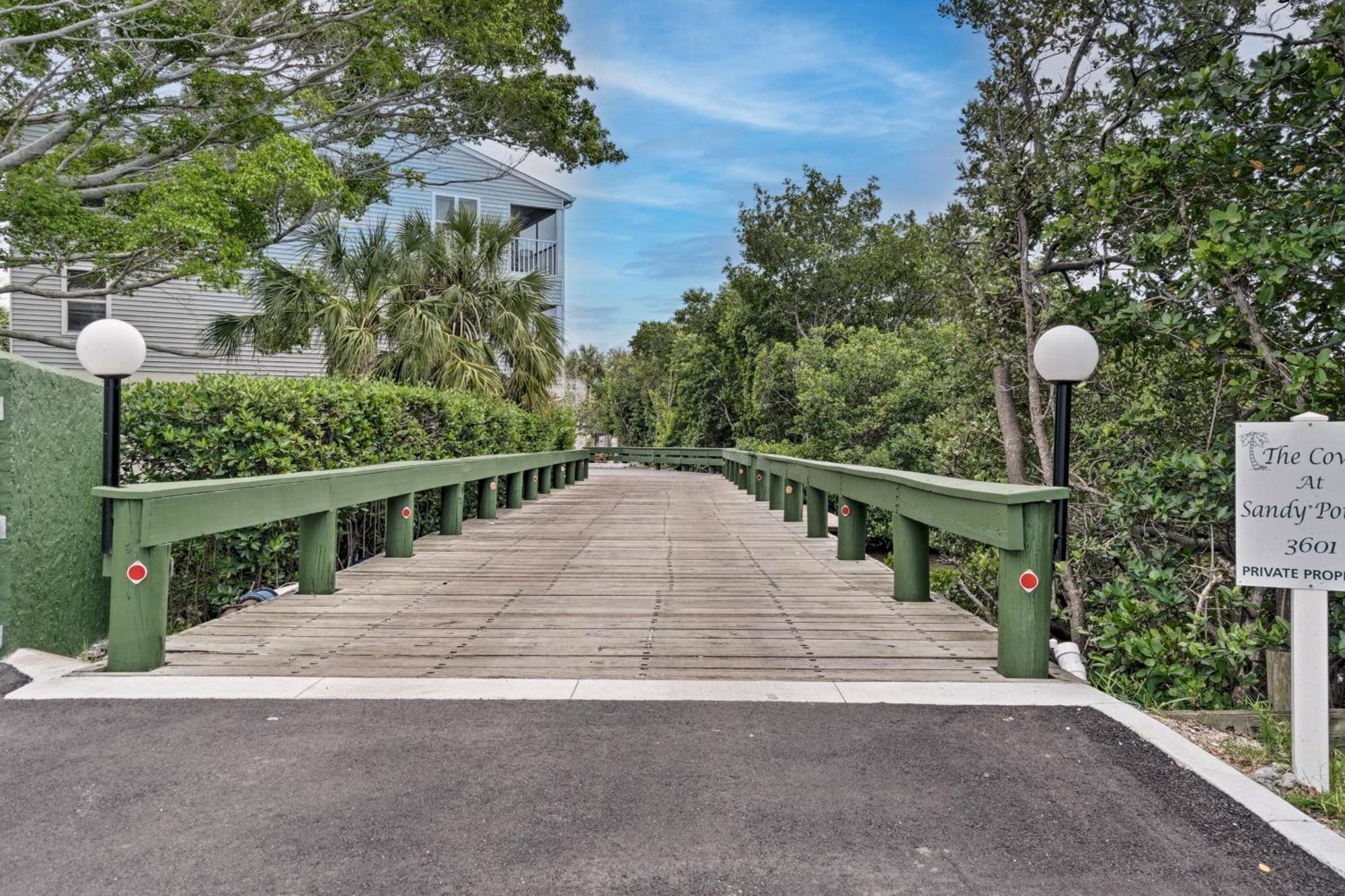 Condo With Pool And Gulf Access On Anna Maria Island! 홈즈비치 외부 사진